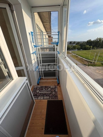 
  Продается 3-комн. квартира, 60.9 м², Есенина ул, д. 15
. Фото 26.