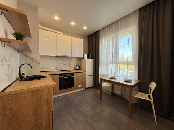 
  Сдается посуточно 1-комн. квартира, 40 м², Николая Островского ул, д. 195
. Фото 1.