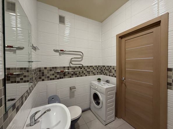 
  Сдается посуточно 1-комн. квартира, 40 м², Ясный Берег ул, д. 9
. Фото 23.