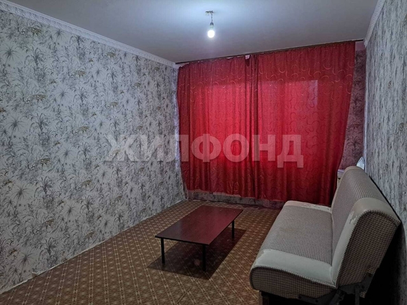 
  Продается 2-комн. квартира, 42.8 м², Связистов ул, д. 141
. Фото 1.