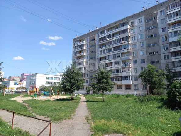 
  Продается 2-комн. квартира, 42.8 м², Связистов ул, д. 141
. Фото 8.