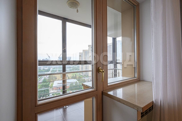 
  Продается 4-комн. квартира, 121.7 м², Военная ул, д. 9/1
. Фото 11.