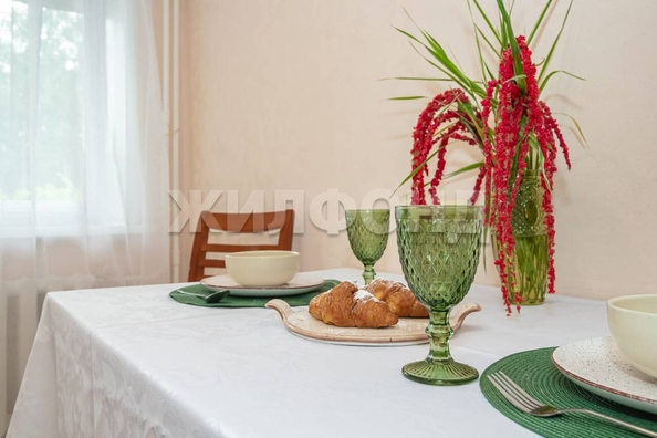 
  Продается 1-комн. квартира, 40 м², Баумана ул, д. 3/2
. Фото 2.