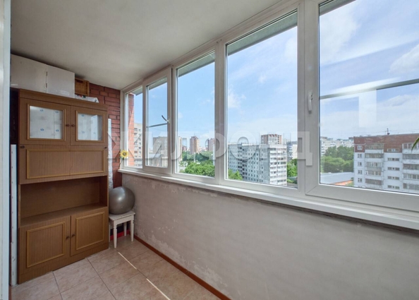 
  Продается 2-комн. квартира, 75.7 м², Федосеева ул, д. 2
. Фото 11.