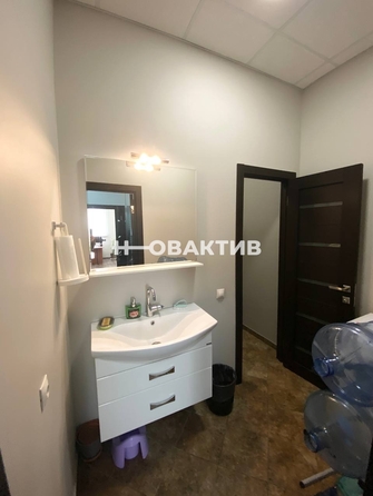 
  Продается универсальное помещение, 101.5 м², Галущака ул, д. 15
. Фото 14.