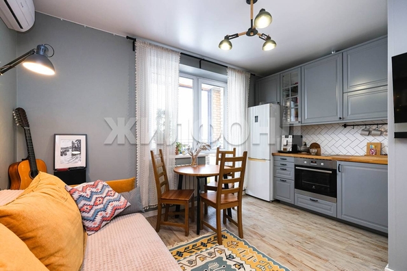 
  Продается 2-комн. квартира, 53.9 м², Кирова ул, д. 236
. Фото 4.