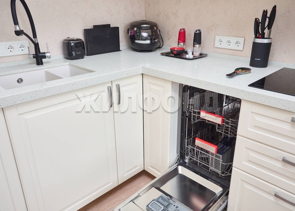 
  Продается 2-комн. квартира, 77.6 м², Кропоткина ул
. Фото 7.