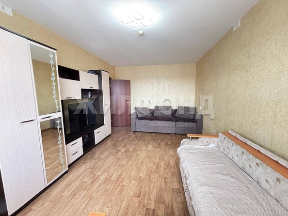 
  Продается 1-комн. квартира, 37.6 м², Волочаевская ул, д. 53
. Фото 2.