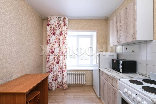 
  Продается 3-комн. квартира, 63.7 м², Новосибирская ул, д. 12
. Фото 4.