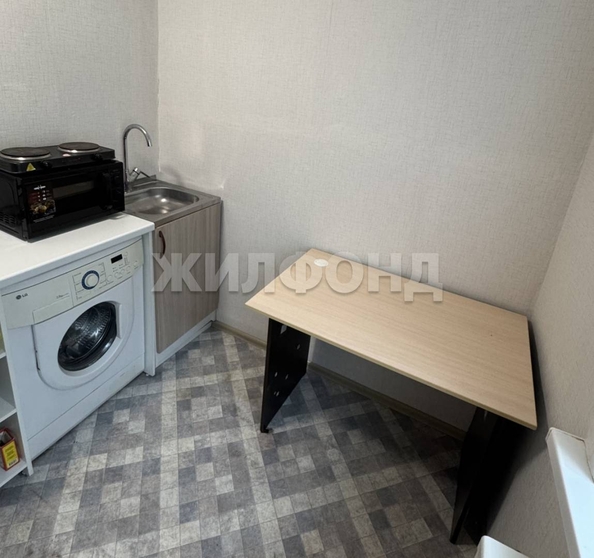 
  Продается комната, 8.8 м², 1-й Пархоменко пер, д. 18
. Фото 4.