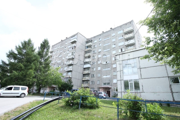 
  Продается 1-комн. квартира, 29.9 м², Федосеева ул, д. 32
. Фото 9.