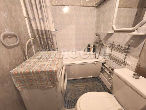 
  Продается 2-комн. квартира, 46 м², Сибирская ул, д. 28
. Фото 6.