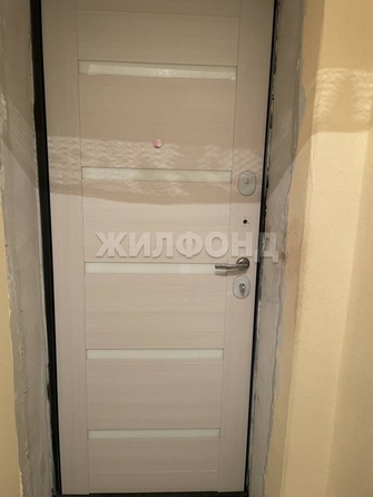 
  Продается 1-комн. квартира, 30.8 м², Макаренко ул, д. 31
. Фото 2.