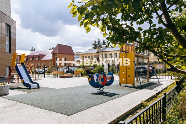 
  Продается 2-комн. квартира, 67.9 м², Сибревкома ул, д. 7/1
. Фото 35.
