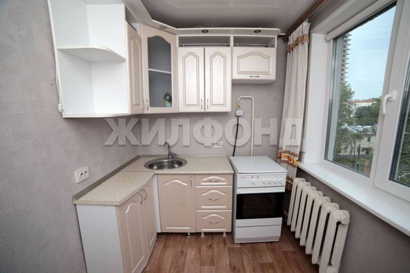
  Продается 2-комн. квартира, 44 м², Титова ул, д. 47/1
. Фото 6.