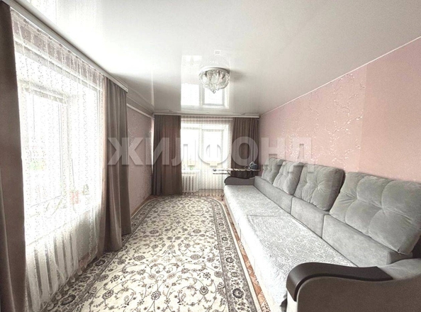 
  Продается 3-комн. квартира, 65 м², Пионерский пер, д. 13
. Фото 1.