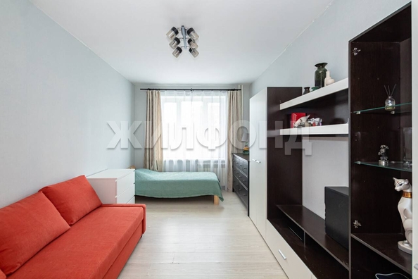 
  Продается 1-комн. квартира, 34.5 м², Рассветная ул, д. 4
. Фото 2.