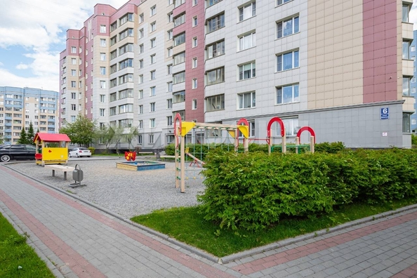 
  Продается 2-комн. квартира, 68.4 м², Рассветная ул, д. 6
. Фото 8.