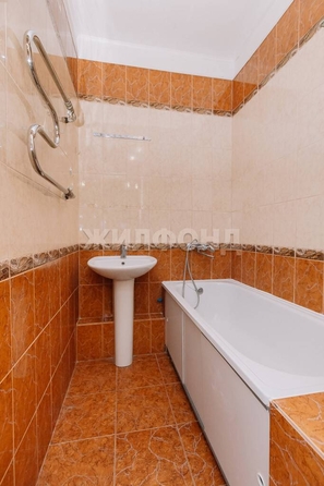
  Продается 2-комн. квартира, 64.3 м², 2-й (4 мкр.) кв-л, д. 249
. Фото 15.