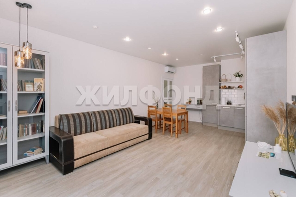 
  Продается 4-комн. квартира, 105.8 м², Охотская ул, д. 88/3
. Фото 4.
