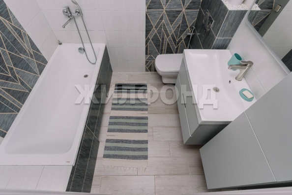 
  Продается 4-комн. квартира, 105.8 м², Охотская ул, д. 88/3
. Фото 11.