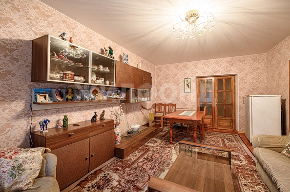 
  Сдается 3-комн. квартира, 87 м², Революции ул, д. 28
. Фото 3.