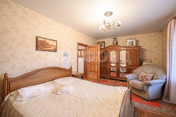 
  Сдается 3-комн. квартира, 87 м², Революции ул, д. 28
. Фото 9.