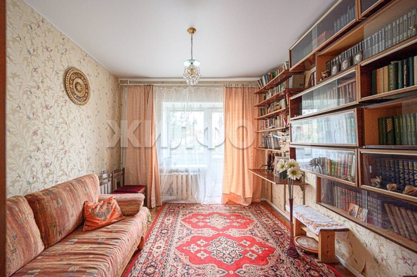 
  Сдается 3-комн. квартира, 87 м², Революции ул, д. 28
. Фото 11.