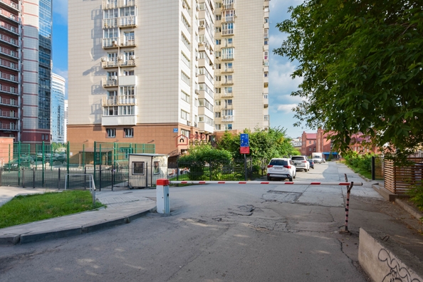 
  Продается 3-комн. квартира, 100.5 м², Сибревкома ул, д. 7/1
. Фото 32.