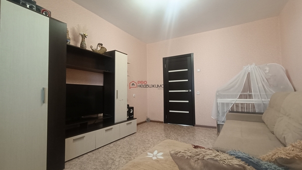 
  Продается 1-комн. квартира, 37.7 м², Петухова ул, д. 97
. Фото 9.