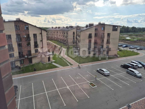 
  Продается 4-комн. квартира, 79.6 м², Альпийский кв-л (Светлый мкр-н), д. 3
. Фото 11.