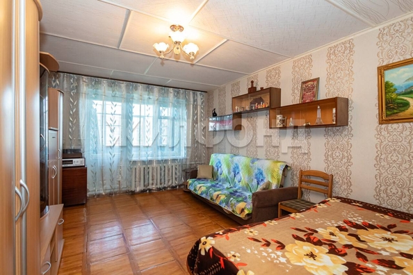 
  Продается 3-комн. квартира, 63.9 м², Поселок Кольцово, д. 12
. Фото 2.