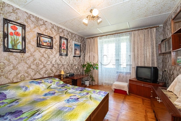 
  Продается 3-комн. квартира, 63.9 м², Поселок Кольцово, д. 12
. Фото 6.