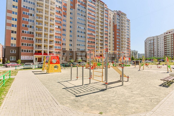 
  Продается 3-комн. квартира, 80.6 м², 2-й (4 мкр.) кв-л, д. 229
. Фото 16.