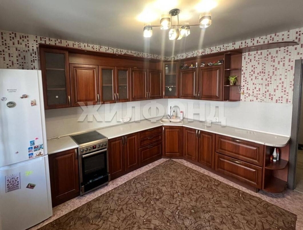 
  Продается 3-комн. квартира, 73.1 м², Михаила Немыткина ул, д. 8/1
. Фото 3.
