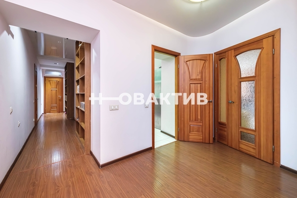 
  Продается 3-комн. квартира, 141.9 м², Зыряновская ул, д. 57
. Фото 13.