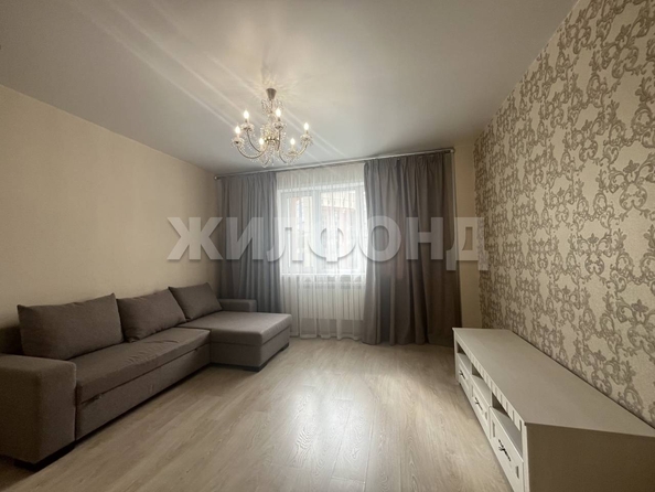 
  Продается 1-комн. квартира, 38.9 м², Шевченко ул, д. 11
. Фото 1.