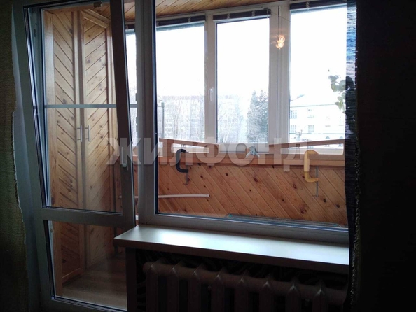 
  Продается 1-комн. квартира, 35.8 м², Военный городок ул, д. 125
. Фото 4.