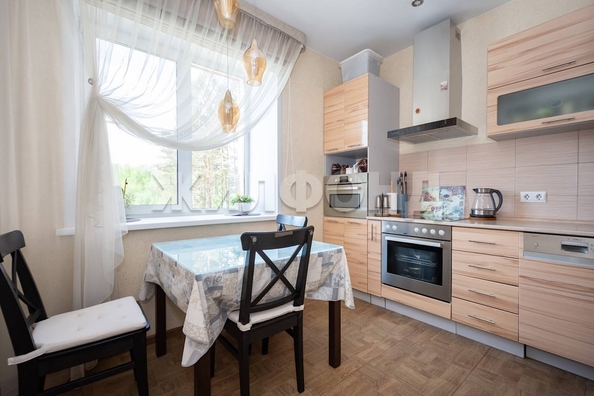
  Продается 3-комн. квартира, 65.7 м², Стрижи мкр, д. 11
. Фото 9.