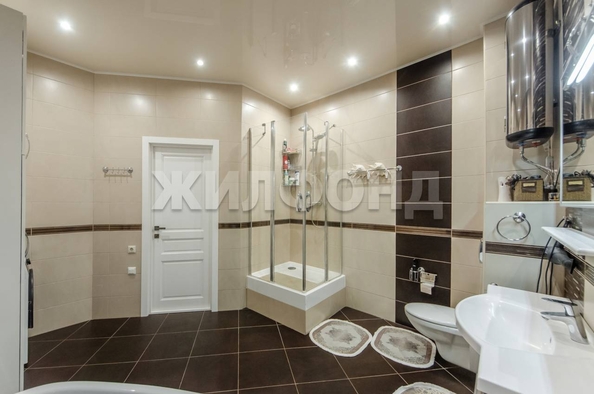 
  Продается 3-комн. квартира, 109.8 м², Толстого ул, д. 5
. Фото 12.