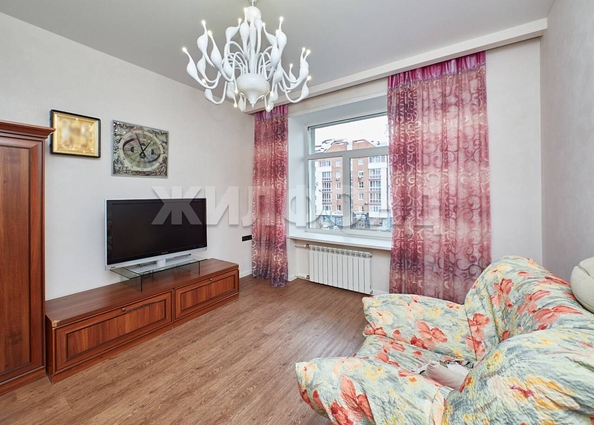 
  Продается 3-комн. квартира, 77.2 м², Крылова ул, д. 3
. Фото 9.