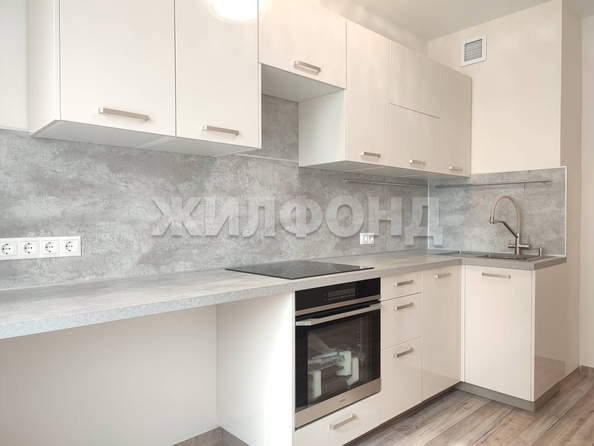
  Продается 1-комн. квартира, 33.7 м², Галущака ул, д. 15
. Фото 4.