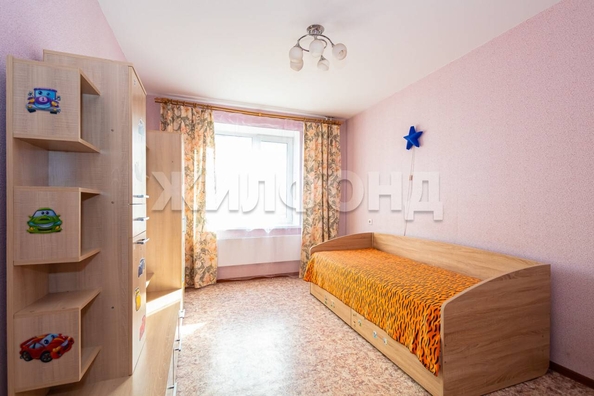 
  Продается 2-комн. квартира, 48.9 м², Петухова ул, д. 160
. Фото 5.