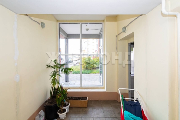 
  Продается 2-комн. квартира, 48.9 м², Петухова ул, д. 160
. Фото 19.