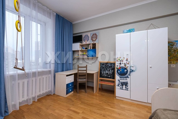
  Продается 3-комн. квартира, 91 м², Красный пр-кт, д. 159
. Фото 19.
