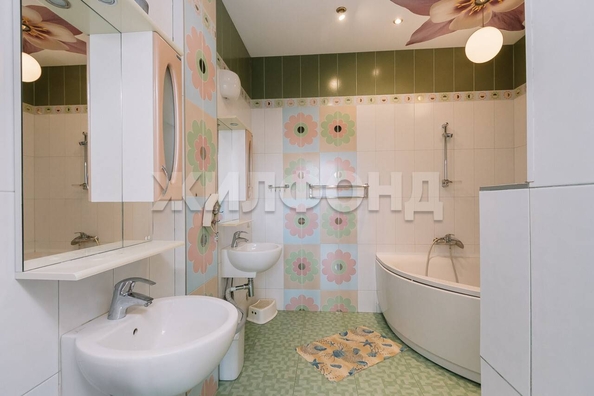 
  Продается 4-комн. квартира, 217.9 м², Галущака ул, д. 9
. Фото 40.