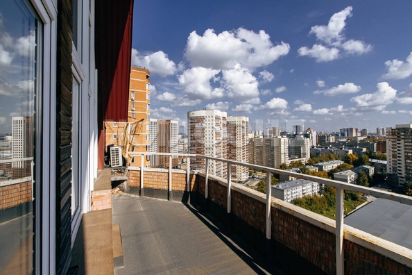 
  Продается 4-комн. квартира, 217.9 м², Галущака ул, д. 9
. Фото 44.
