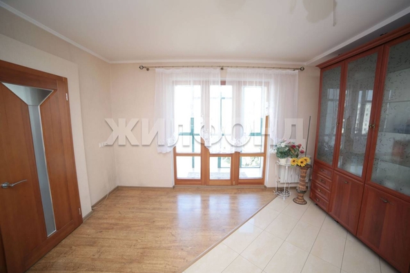 
  Продается 4-комн. квартира, 146.3 м², Нарымская ул, д. 17/2
. Фото 9.