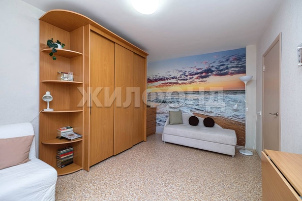 
  Продается 1-комн. квартира, 28.5 м², Чапаева ул, д. 7/3
. Фото 3.
