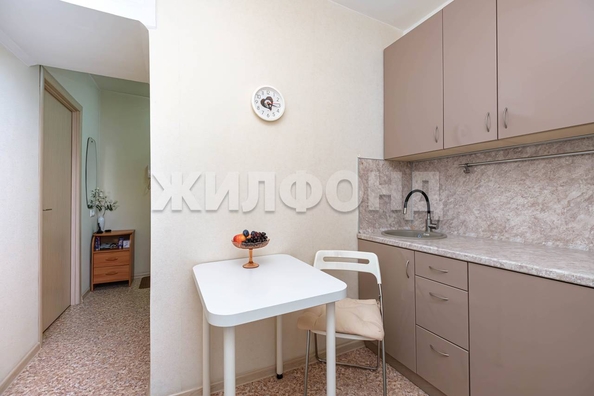 
  Продается 1-комн. квартира, 28.5 м², Чапаева ул, д. 7/3
. Фото 10.